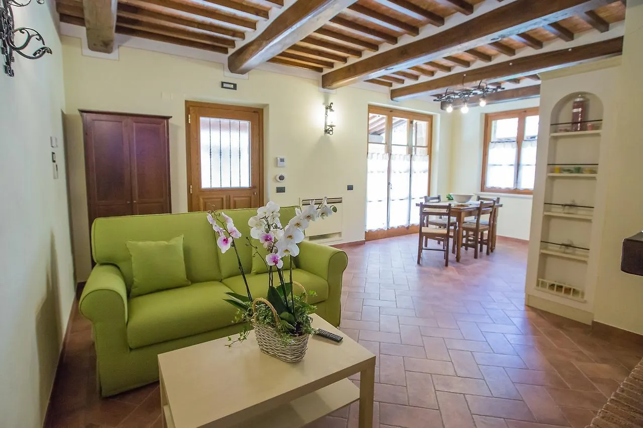 Borgo Poggiardelli Aparthotel Montepulciano Stazione 0*,  Itália